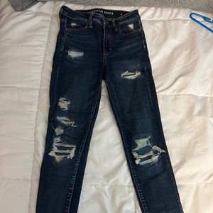 American eagle dark wash ripped jeans size 4